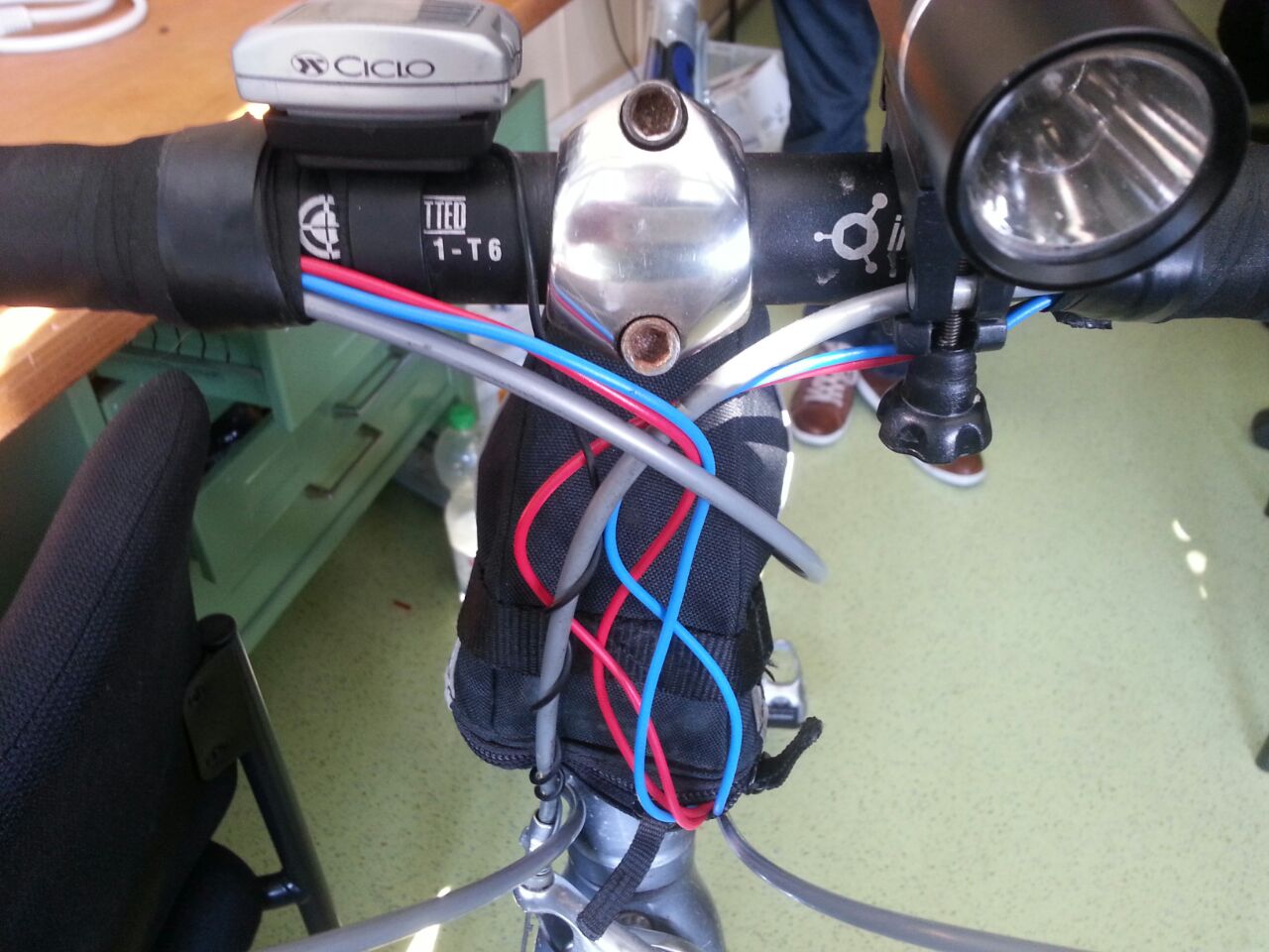  Cabeling completed (Front)
